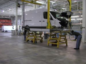 DaimlerChrysler Opens Sprinter Plant in South Carolina
