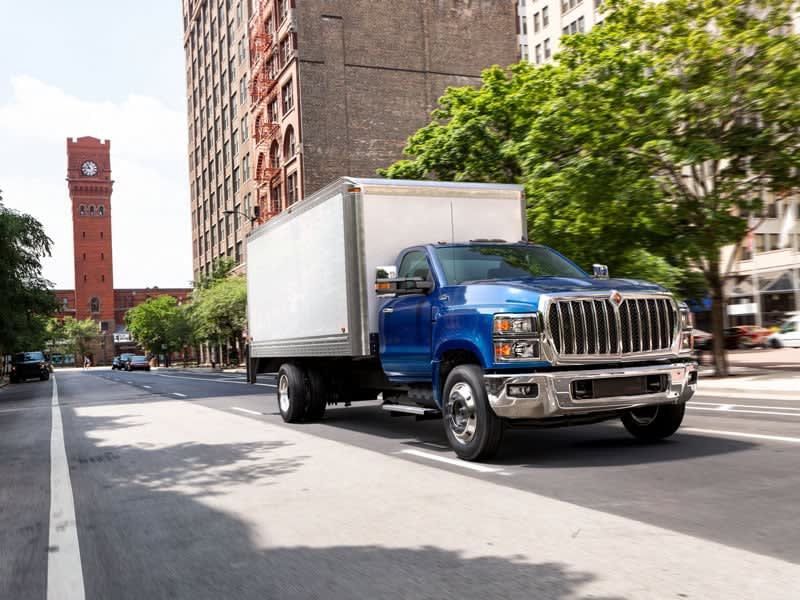 International Debuts CV Series Class 4/5 Truck