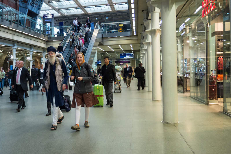 U.S. Imposes New Entry Requirements for Foreign Visitors 