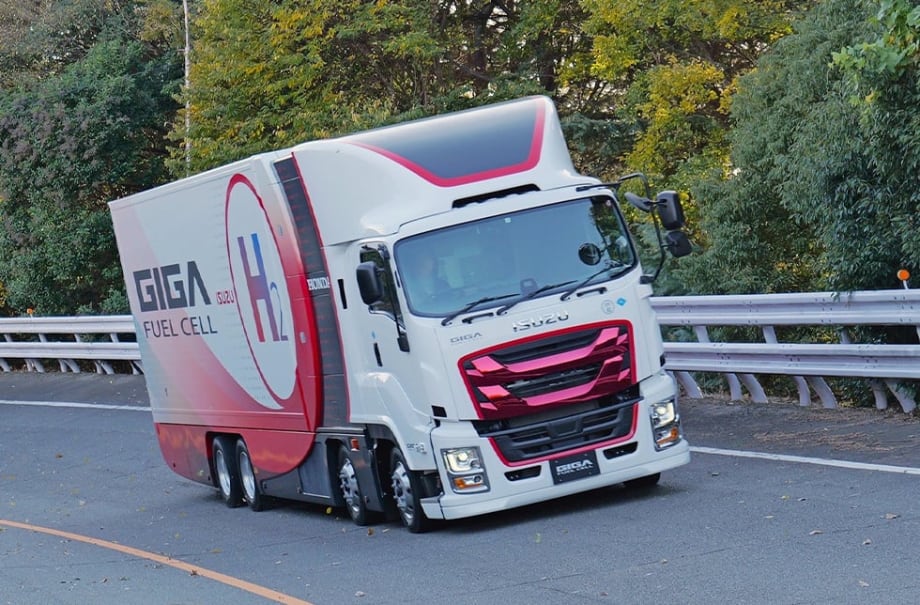 Isuzu and Honda Testing Fuel Cell Truck in Japan