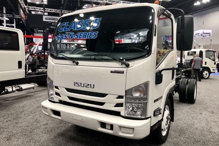 Isuzu Adds Two Class 5 Gasoline Cabovers