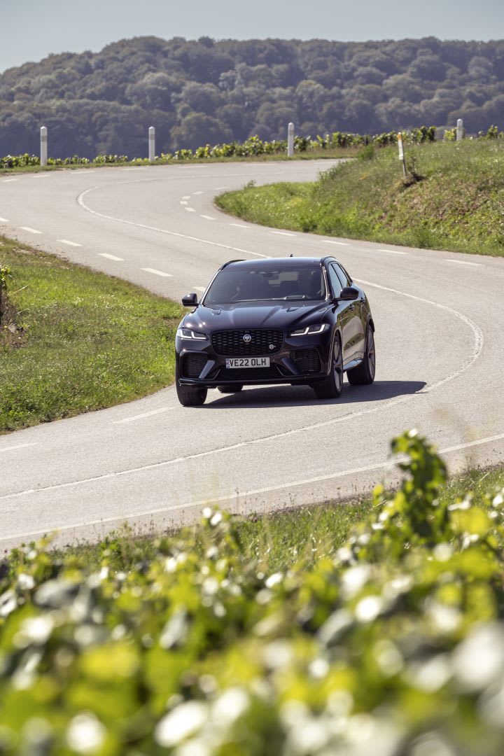 Jaguar Plans to Shrink Dealer Footprint