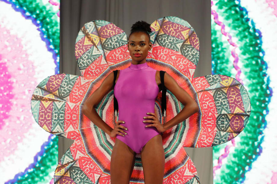 Aveda Artists Showcase New Techniques and Products at Mid-America 2016