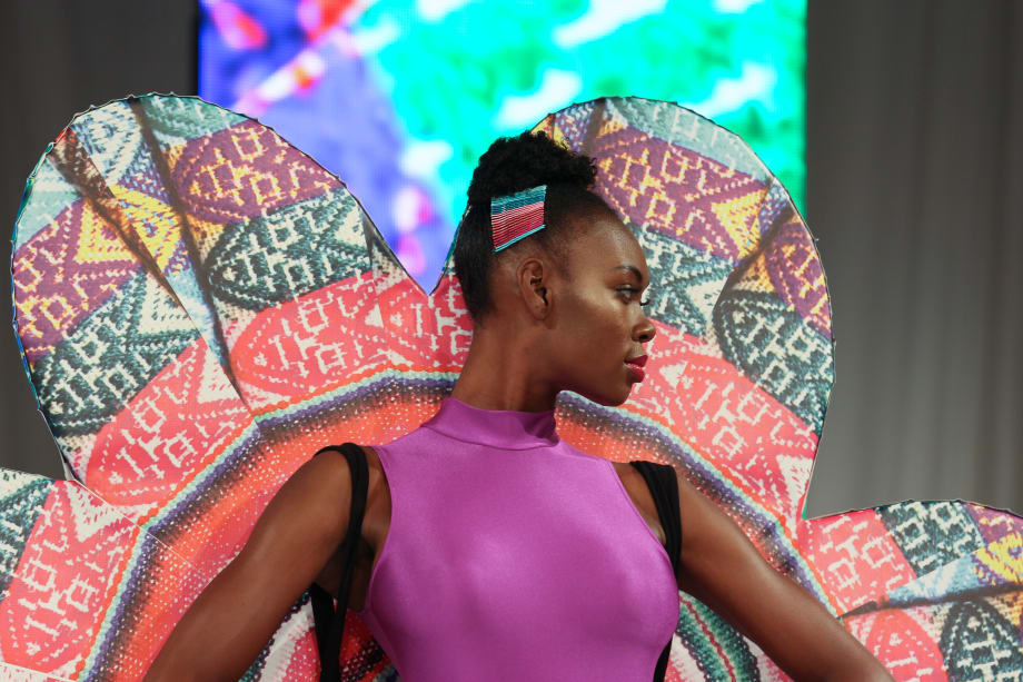 Aveda Artists Showcase New Techniques and Products at Mid-America 2016