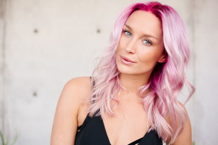 COLOR CHANGE: Platinum To Progressive Pink