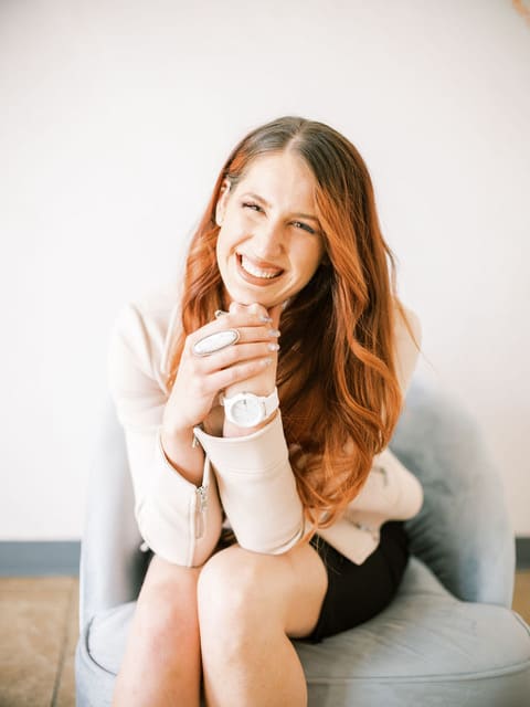 Growth Comes to an Extensions-Only Salon