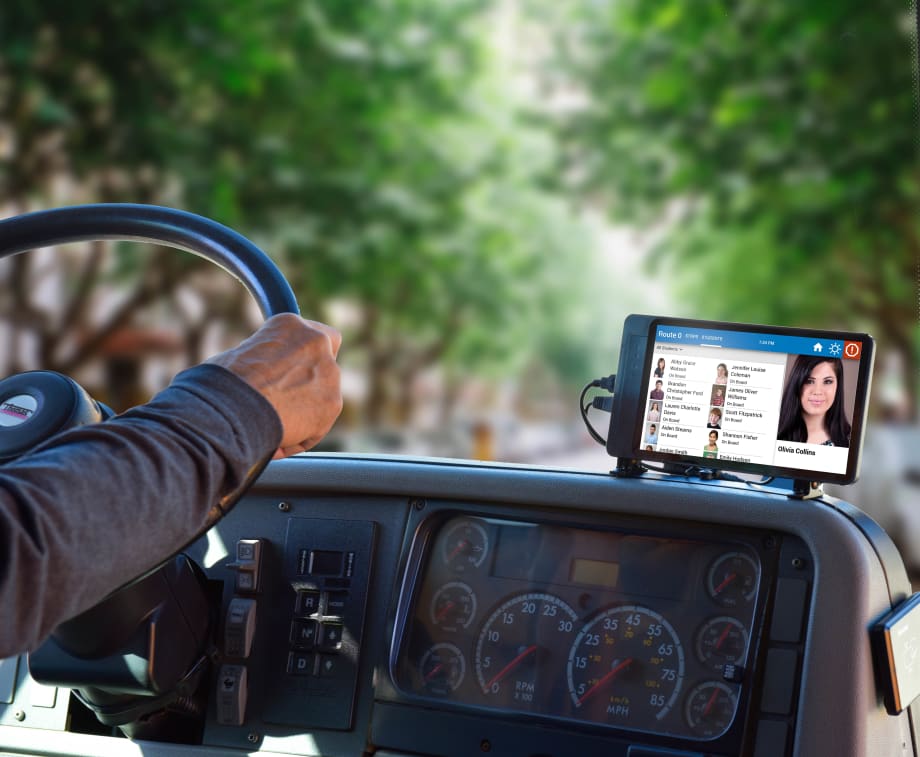 Transportant tablet on dashboard