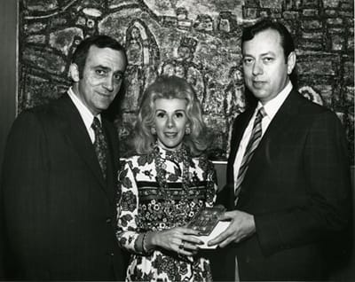 Comedian and Fashionista Joan Rivers Dies at 81