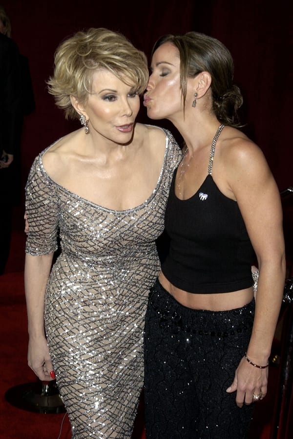 Comedian and Fashionista Joan Rivers Dies at 81