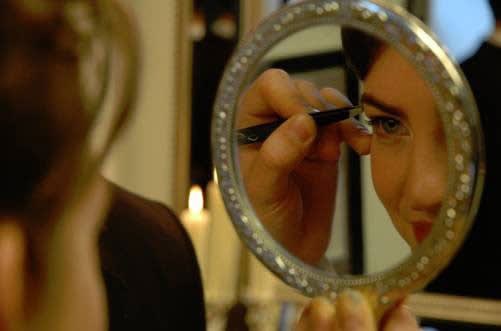 SALON TOUR: Joey Healy Eyebrow Studio in New York, New York