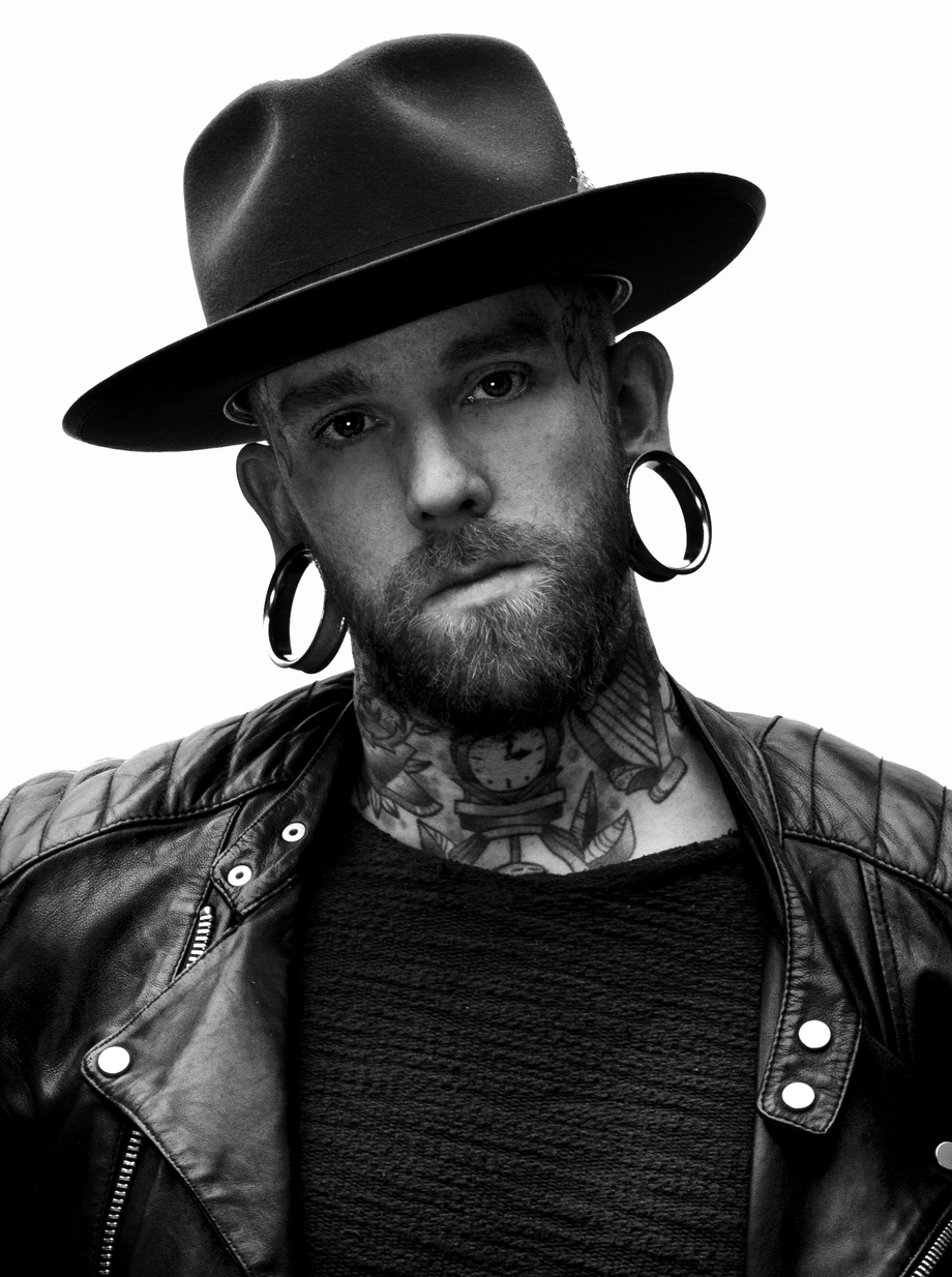 2019 MODERN SALON 100: John Carmona @titan_barber