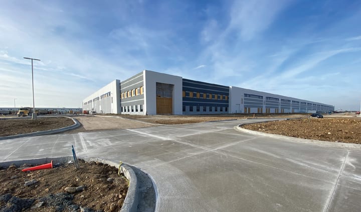 Lion Electric Reports Increased Revenue, Lower Profits