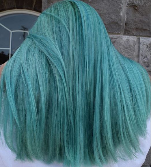 31 Blue Looks to Brighten Your Day