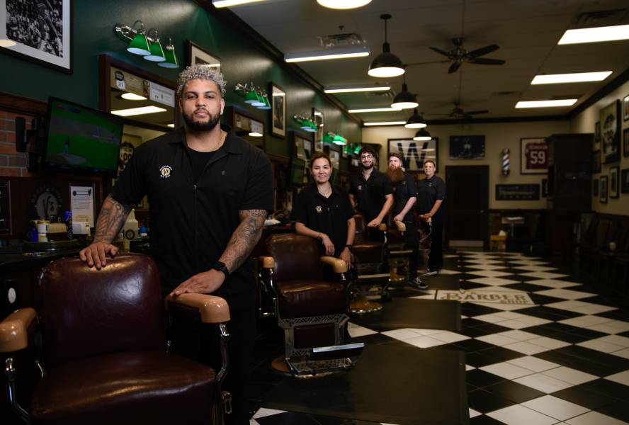 A Sit Down With V's Barbershop