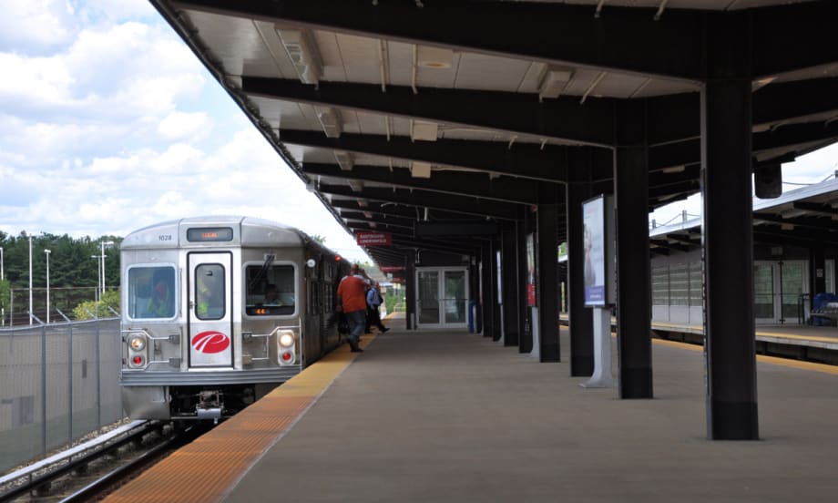 Image of a PATCO rail system platform.