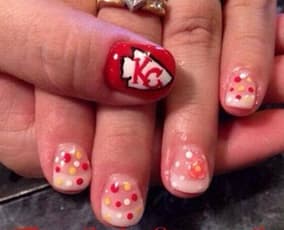 Fanicure: Super Bowl-Inspired Nails
