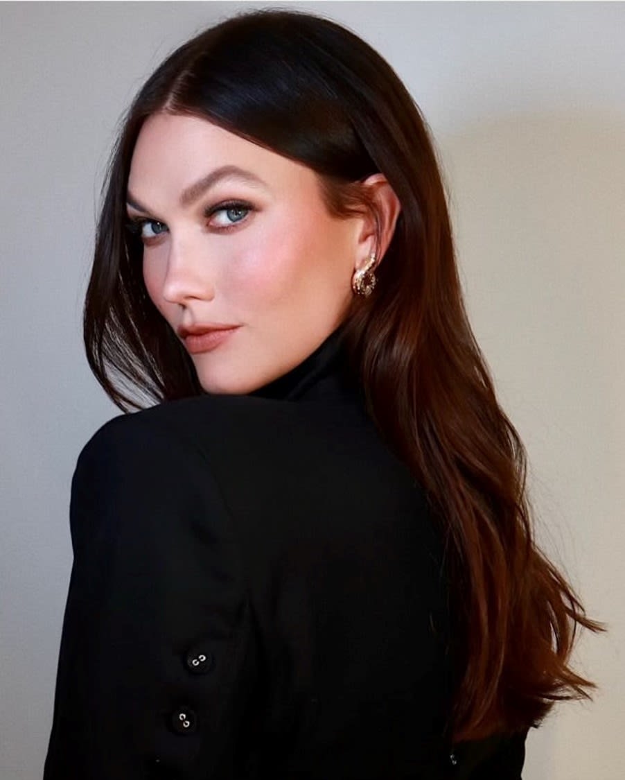 Karlie Kloss Gets a Hair Color Transformation with R+COLOR