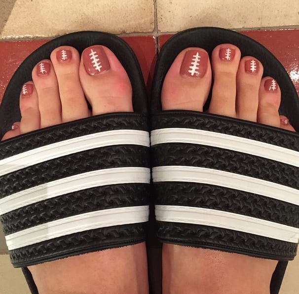 Fanicure: Super Bowl-Inspired Nails