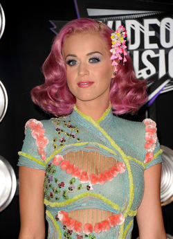 The Most Buzzworthy Looks from the MTV Video Music Awards