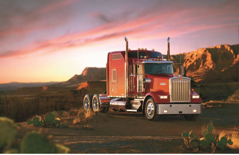 Kenworth W900.