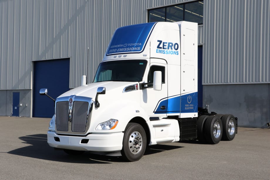 Kenworth Highlights Fuel-Cell Electric Truck at NACV Show