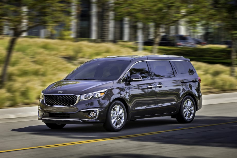 Kia Motors Recalls Sedona Minivans for Sliding Door