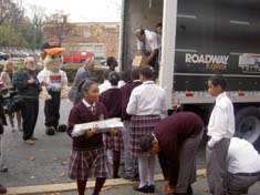 Yellow Roadway Delivers Christmas to D.C.