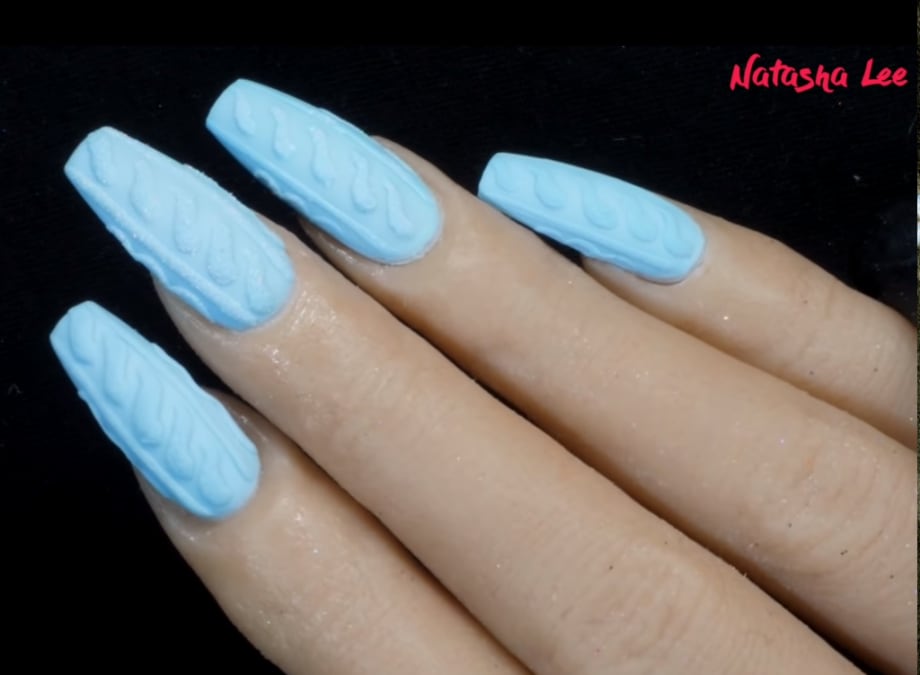Holiday Sweater Nail Art Tutorial
