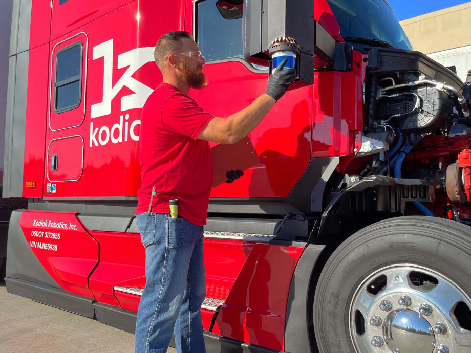 Kodiak, Drivewyze Piloting New Autonomous Truck Inspection Program