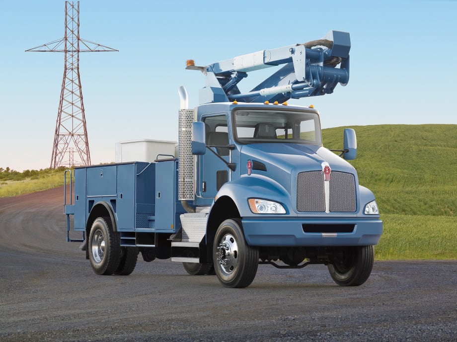 Kenworth Announces Factory-Installed Heavy Front Drive Axles for T370