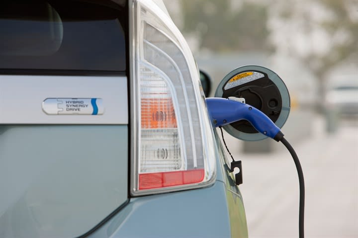These Factors Are Impacting Sales of Alternative Fuel Vehicles