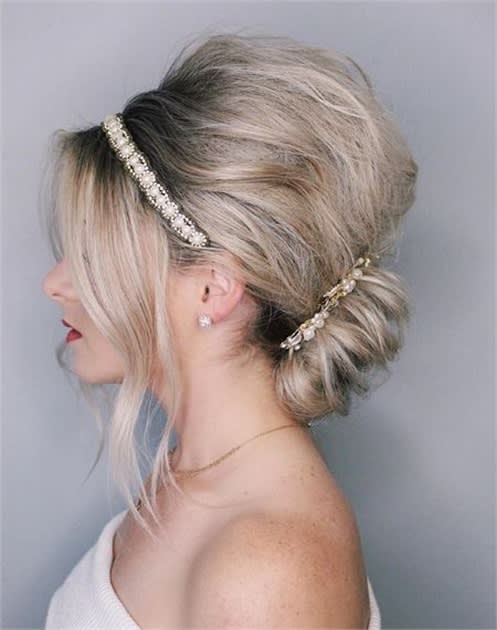 Such a Tease! Create Volume and Grip Using Jatai's Teasing Pin Comb