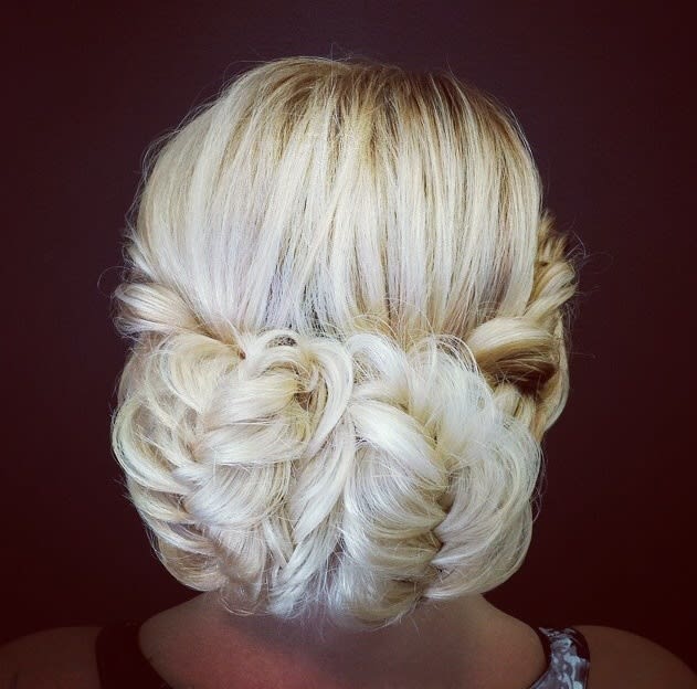 5 TIPS On HOW TO Create The Perfect Updo