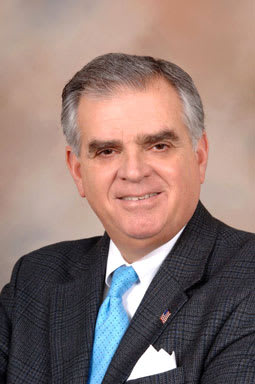 Ray H. LaHood Becomes 16th Secretary of Transportation