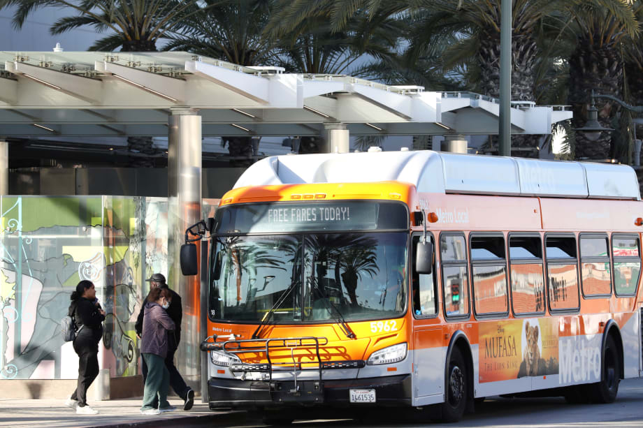 LA Metro bus