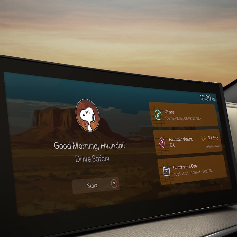 Hyundai in-car display with Snoopy theme