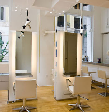 Salon of Distinction: D. Laudati, Master Haircolorist, and Associates
