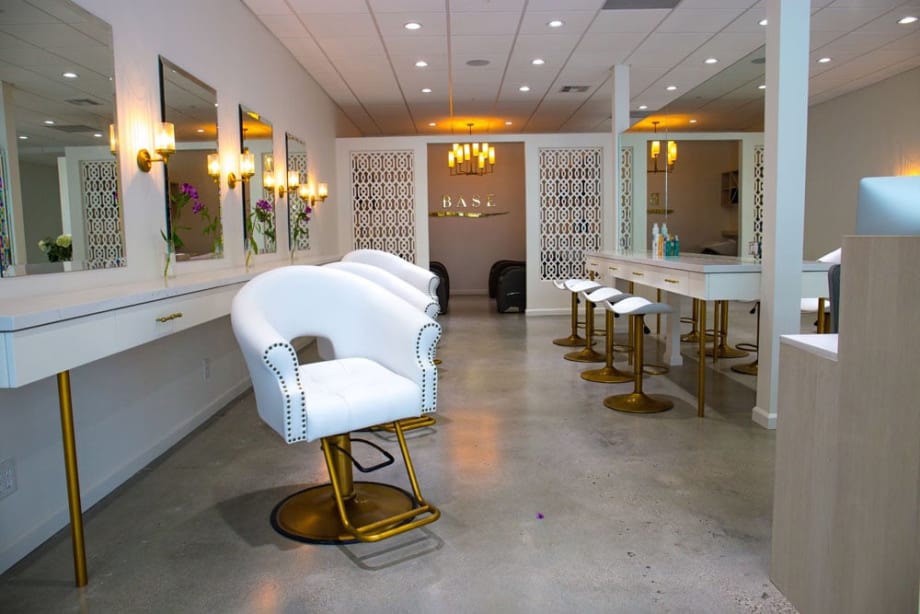 New Salon Concept: Base Color Bar Offers À La Carte Color