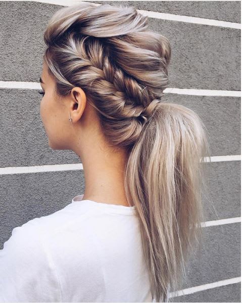 These 20 Artists Know How to Create the Perfect Pony