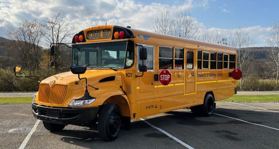 Leonard Bus Sales Delivers All-Electric Bus to NY School District