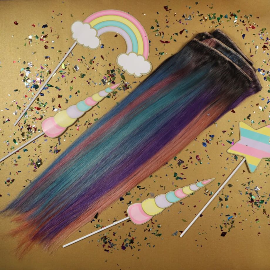 Win Custom Colored Extensions by Top Stylists!