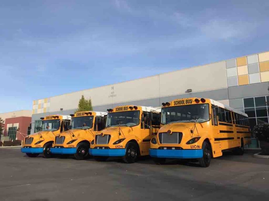 Lion Electric Signs Reseller Agreement with ChargePoint