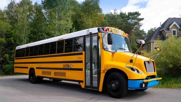 Lion Electric Partners With Nuvve Corp. on V2G Technology