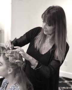 7 Steps to Prep for the Perfect Updo