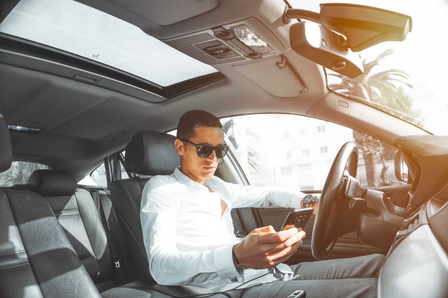 Louisiana Moves Closer to Banning Handheld Phones Behind the Wheel