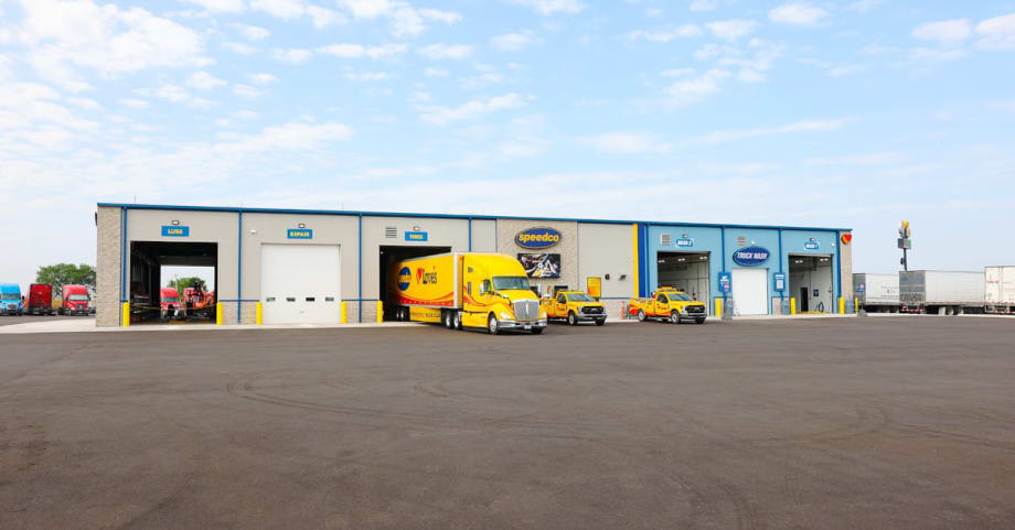 Love’s Opens Truck Washes