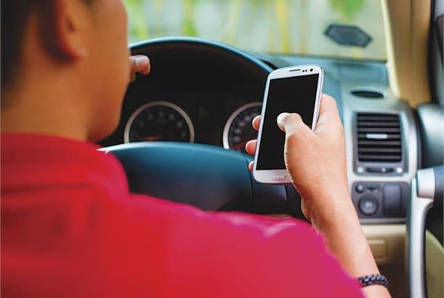 70 Percent of Drivers Using Smartphones