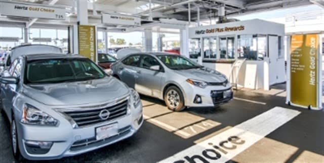 Hertz Wins Industry Awards for Service, Loyalty Program