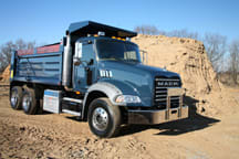 Mack Hybrid Electric Vehicle on View at 2007 Hybrid Truck User Forum
