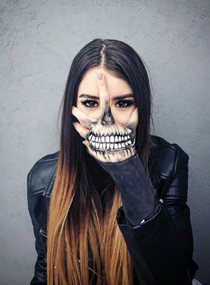25 Halloween Makeup Looks to Scream Over